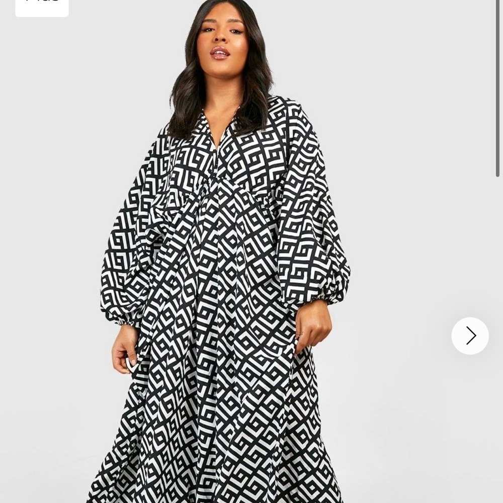 Boohoo Plus Black and White Plunge Maxi Dress
